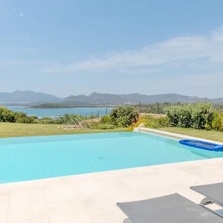 Brandinchi Piscina Condivisa Appartement San Teodoro (Sardinia)